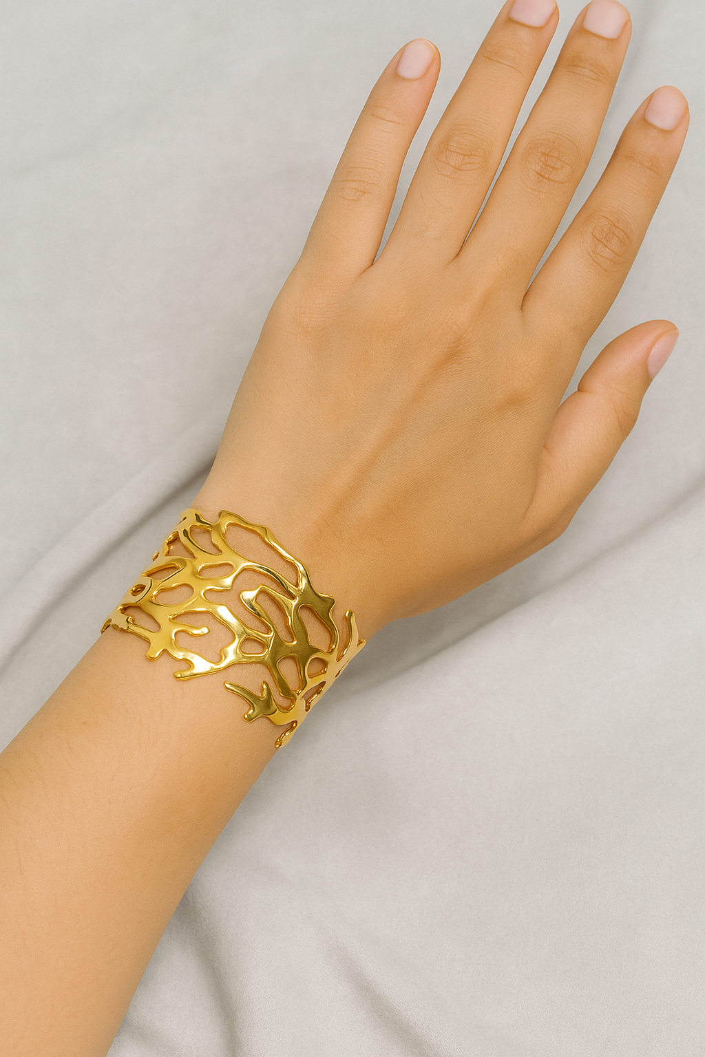 Korean Antitarnish Gold Broad Bracelet (CHJM001)